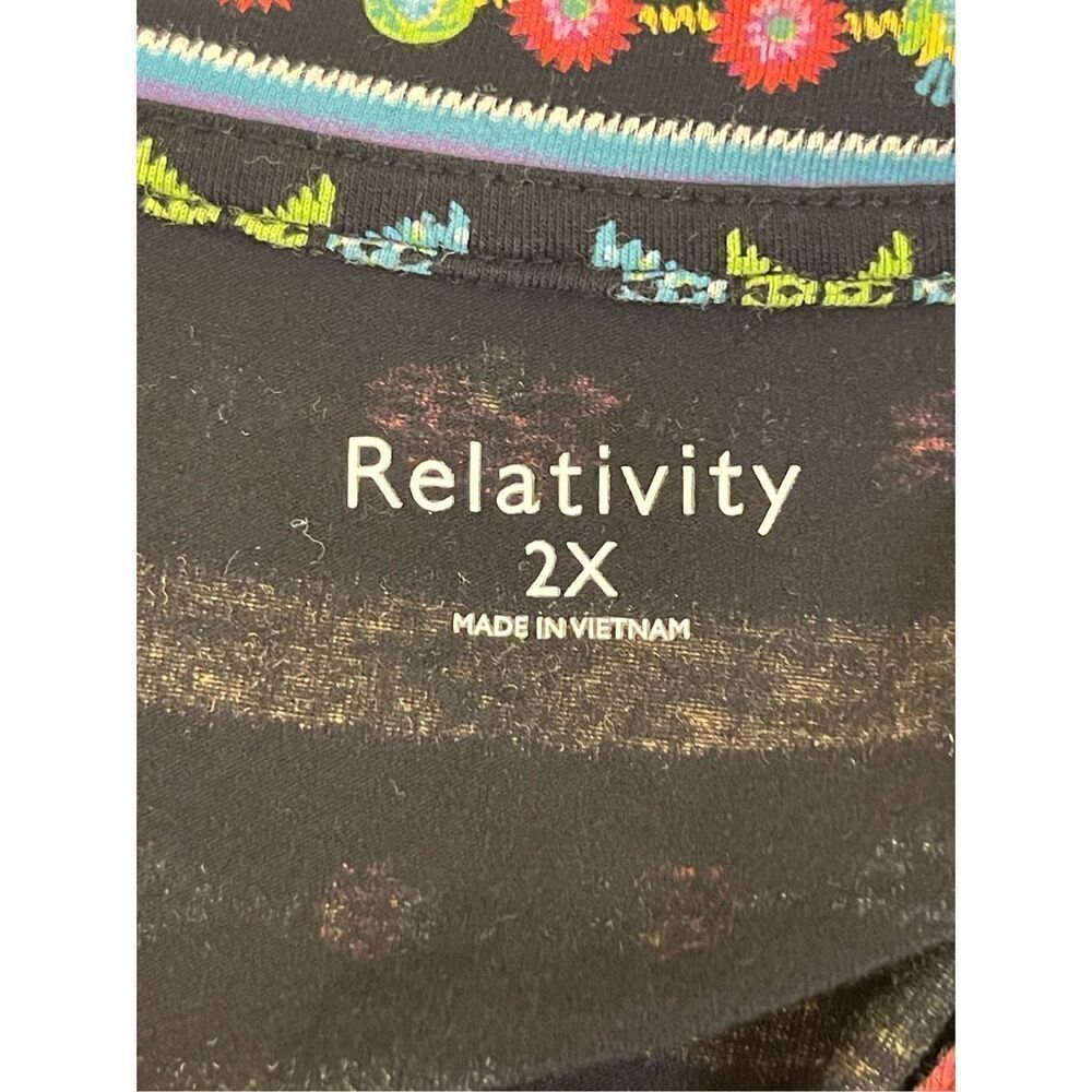 Relativity women’s 2X long sleeve colorful blouse - Picture 6 of 6